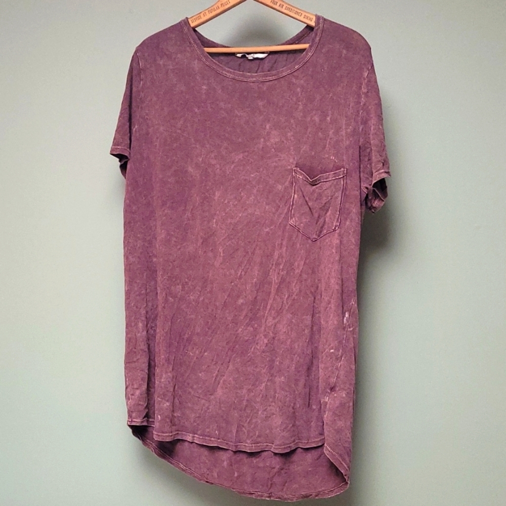 Large, long BKE t- shirt